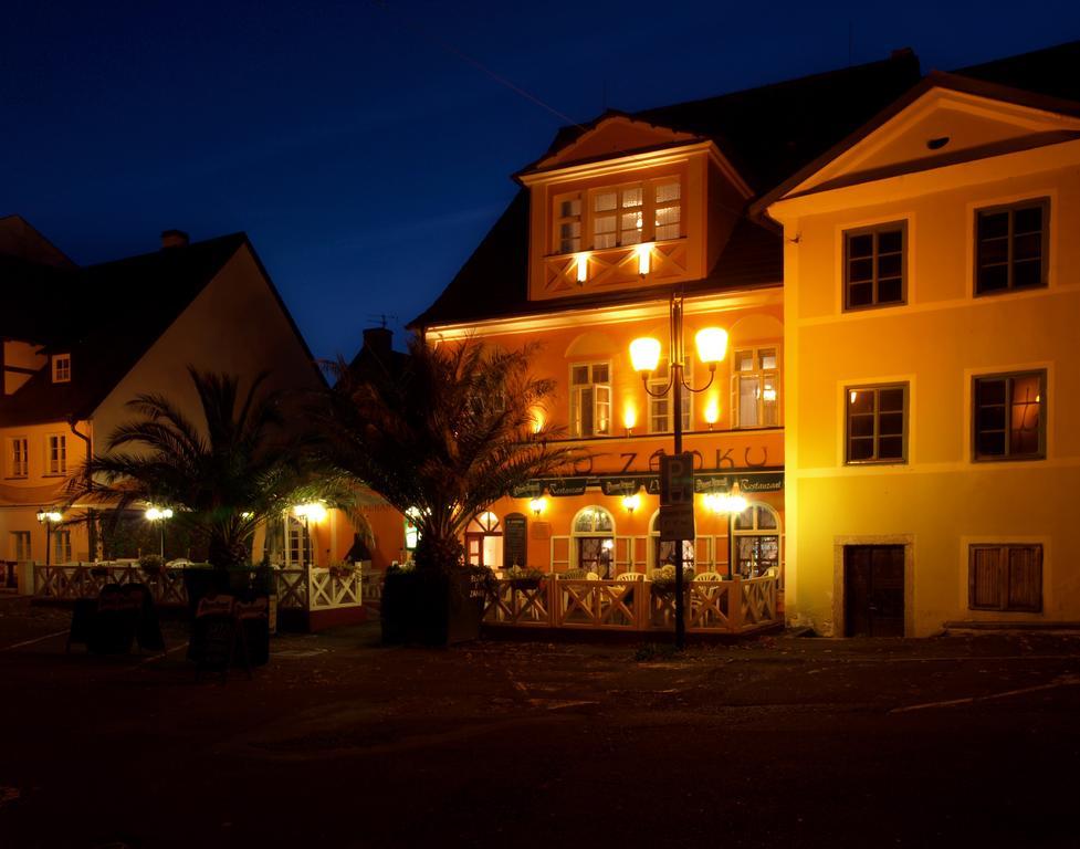 Penzion - Restaurant U Zamku Bečov nad Teplou المظهر الخارجي الصورة