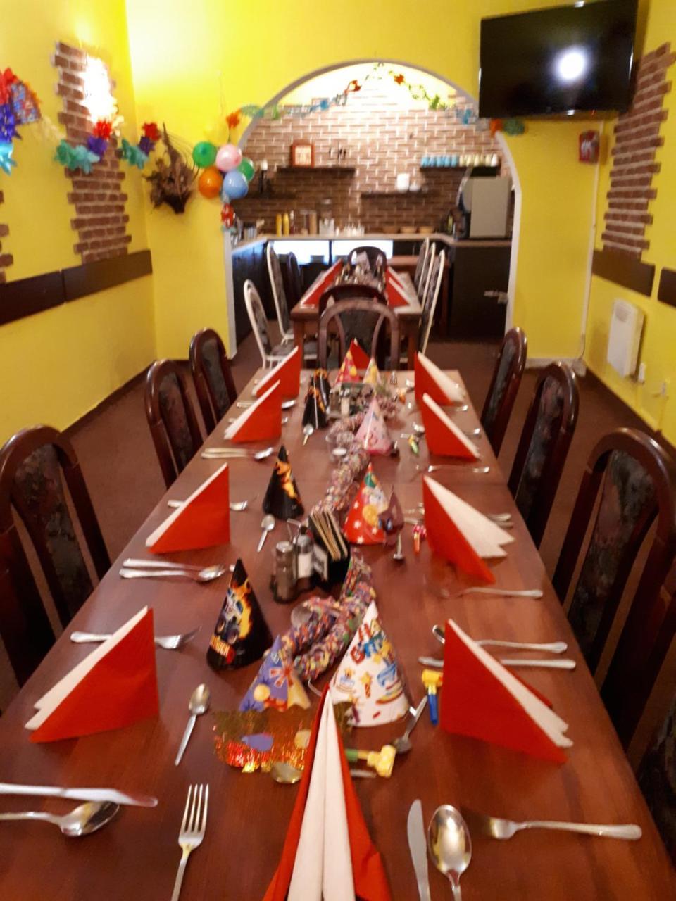 Penzion - Restaurant U Zamku Bečov nad Teplou المظهر الخارجي الصورة